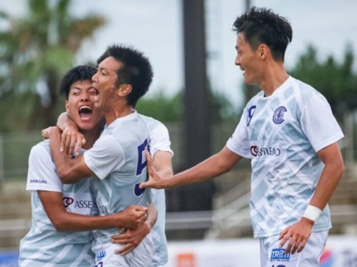 関東1部（J5相当）のクラブが、あと5年で世界一？ クリアソン新宿の“勝てる戦略”は「成功のモデルケース」になるかもしれない＜Number Web＞ photograph by Criacao Shinjuku