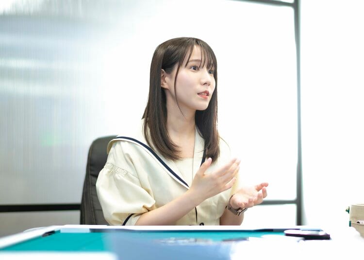 最終値下げ Mリーガー 声優 伊達朱里紗 グッズ サイン入りポストカード