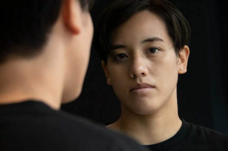 “看護師ボクサー”として、東京五輪の開会式にも登場した津端ありさ。その道のりの間には、複雑な思いもあった。 ／ photograph by Shino Seki