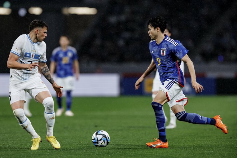 三笘薫のドリブル（3/3枚）©︎Kiichi Matsumoto/JMPA