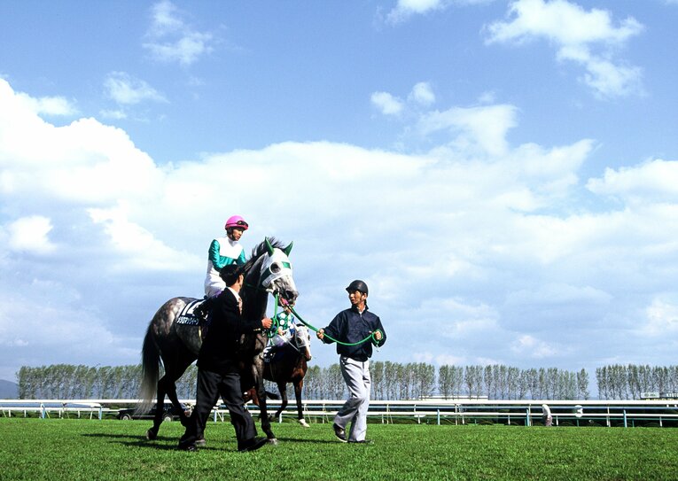 若き日の武豊とメジロマックイーン　©Tomohiko Hayashi