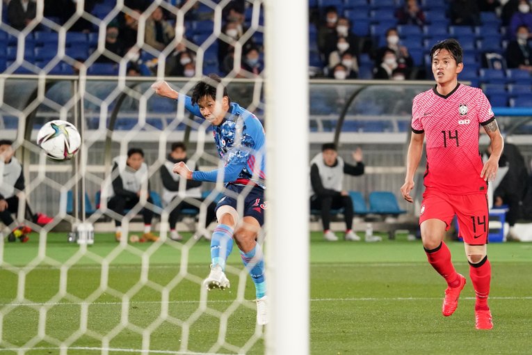 日韓戦での山根のゴール©Getty Images
