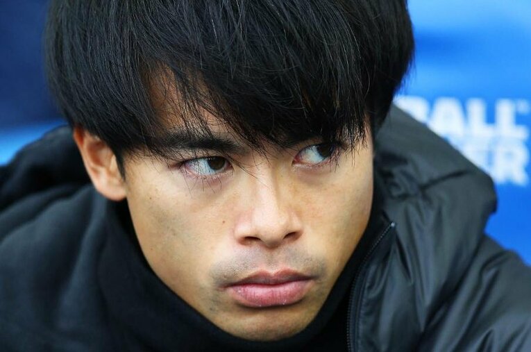 11月12日のシェフィールド戦。前半はベンチスタートだったものの、後半開始から交代出場した三笘薫（26歳） ／ photograph by Getty Images