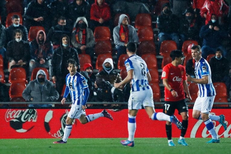 “クボが噛み合わない縦関係”に名手も同情？ 納得できない久保建英の表情、36歳ダビド・シルバの魔術〈撮影者の視点〉(21)