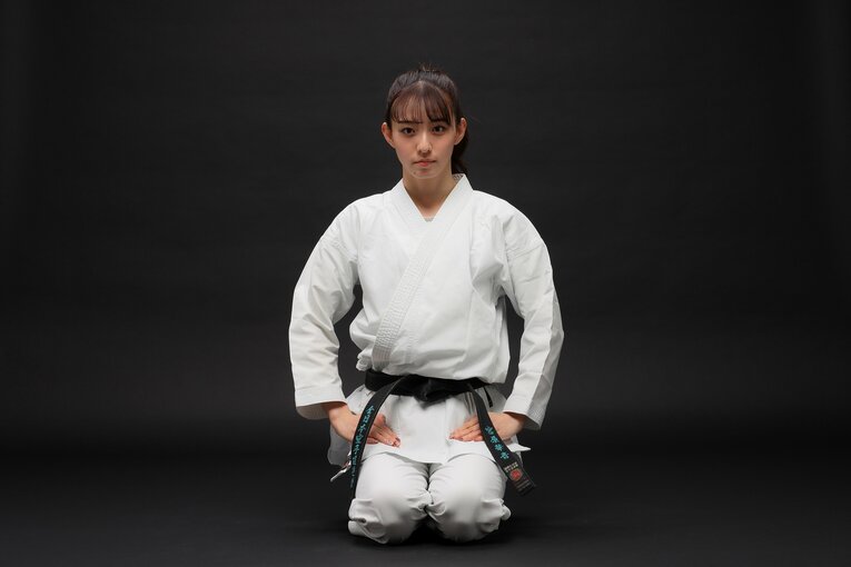 スパーで鼻血、試合では一撃KO…“戦うラウンドガール”宮原華音がキックボクサーとしてリングに立つ理由「私たちも格闘技に本気なんです」(50)