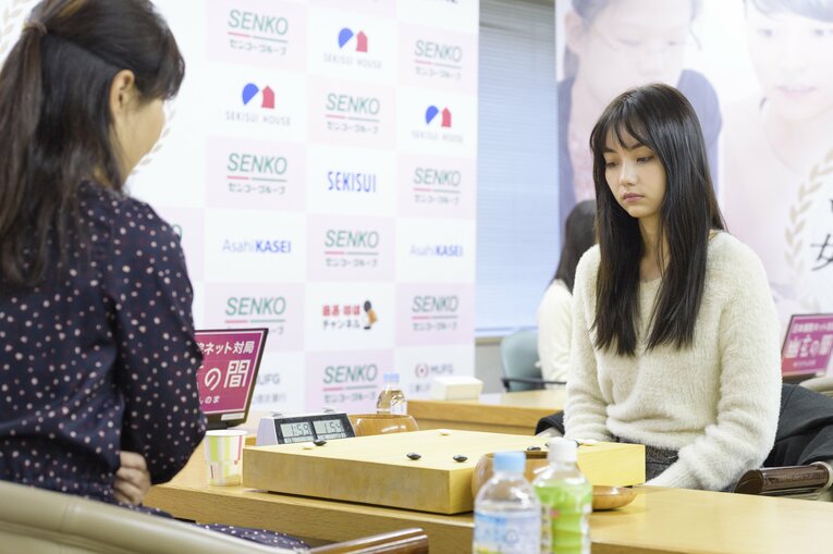 黒嘉嘉（台湾の棋士）　©BUNGEISHUNJU