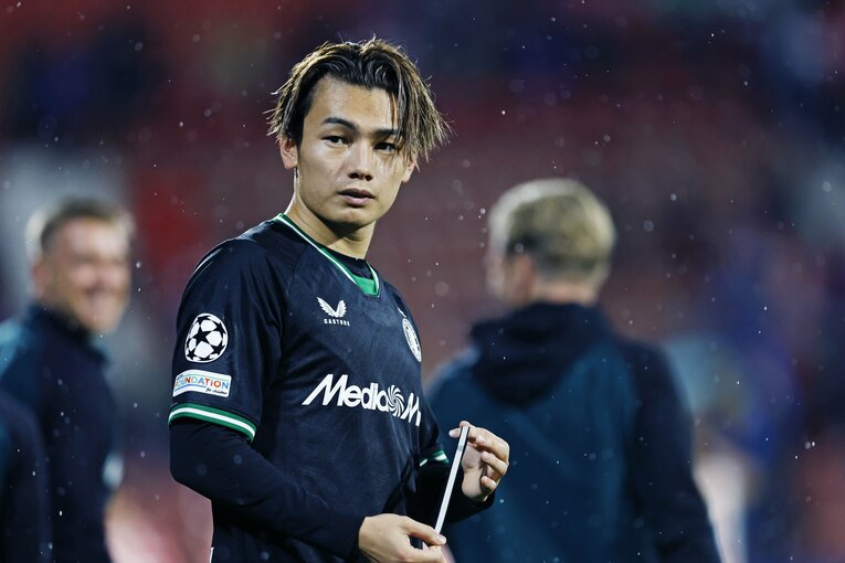 日本代表FW上田綺世は「勝っても無念そうだった」CL初ゴールを逃す“PK失敗”だけでなく…点取り屋のプライドを現地撮影カメラマンは見た(5)