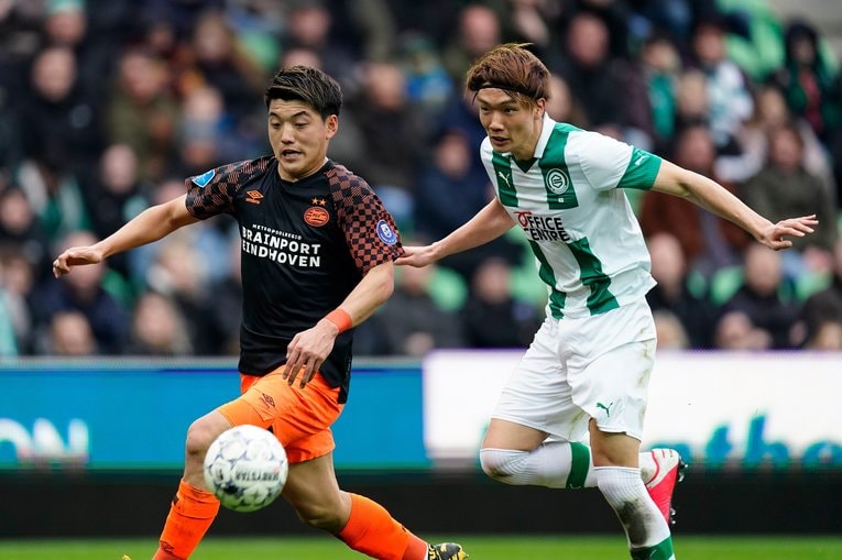 PSV時代の堂安とフローニンゲン板倉のマッチアップ©Getty Images