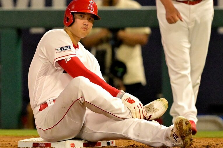 今季からニューバランスと契約した大谷翔平。スパイクもニューバランスをはいている ／ photograph by Getty Images