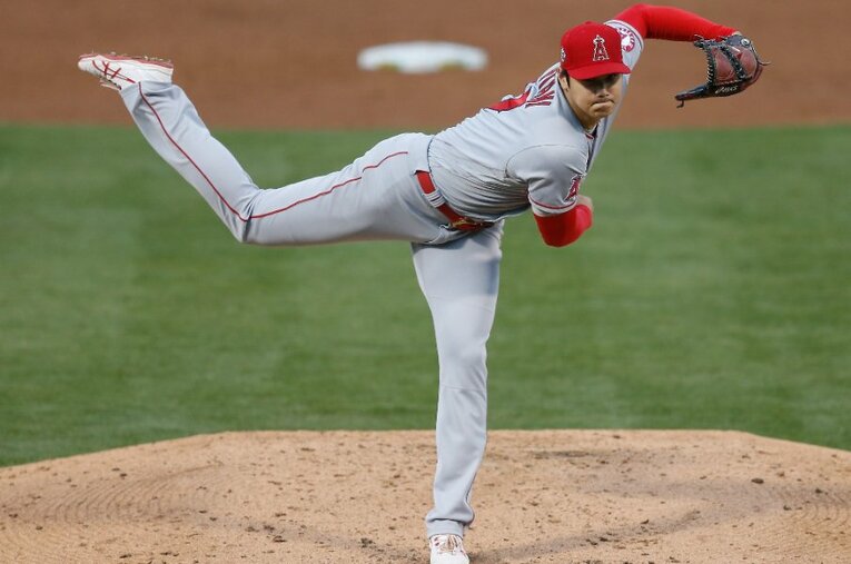 2021年5月28日、アスレチックス戦で投球する大谷翔平 ／ photograph by Getty Images