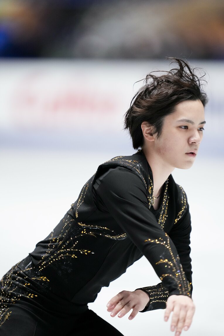 NHK杯フリーで演技を行う宇野昌磨