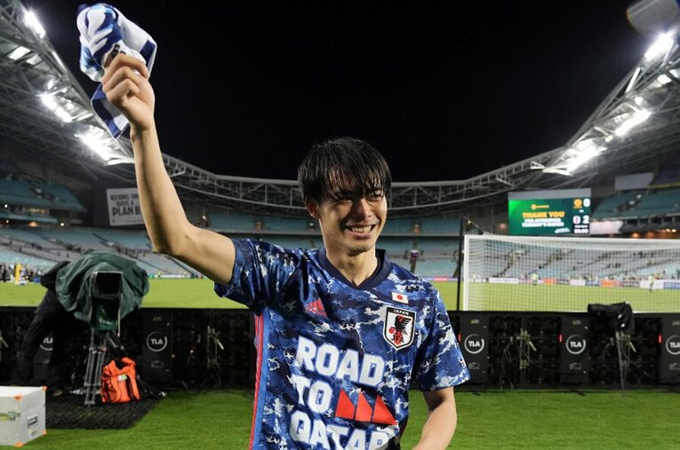 3月24日のオーストラリア戦で2ゴールを決め、日本をW杯に導いた三笘薫。その活躍は幼少期から同選手を知る中村憲剛氏にとっても感慨深いものだった ／ photograph by Getty Images