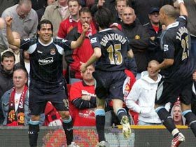 テベス移籍を巡る ウェストハム シェフィールド マンｕの仁義なき戦い プレミアリーグ Number Web ナンバー