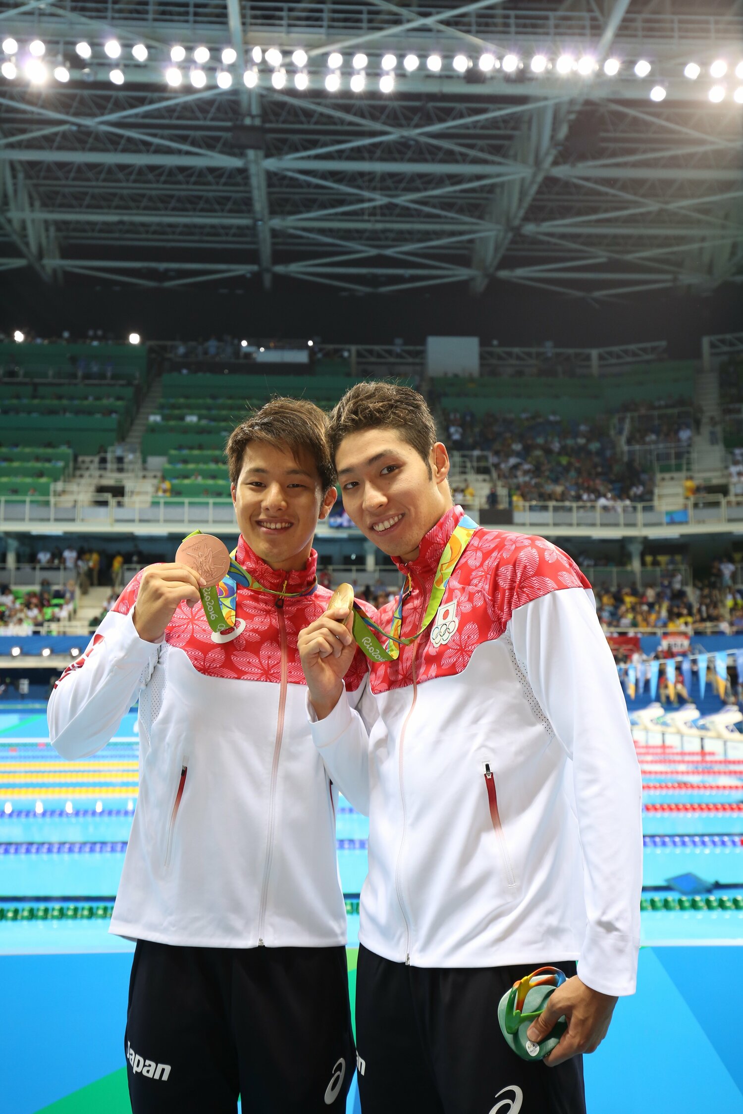 リオ五輪の400ｍ個人メドレーでは萩野が金、瀬戸が銅　©JMPA