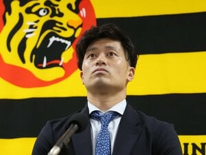 「タイガースはまだ強くなかった」阪神の新主将・坂本誠志郎が“大きな危機感”を明かしたワケ「日本シリーズに日本ハムが出ていても勝てたかどうか…」