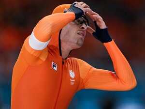 「2度とやらないでほしい」わずか1カ月前に日本選手が巻き込まれた“進路妨害”「失格しても、相手を巻き込んだ事実は残る」スピードスケート“被害者の怒り”