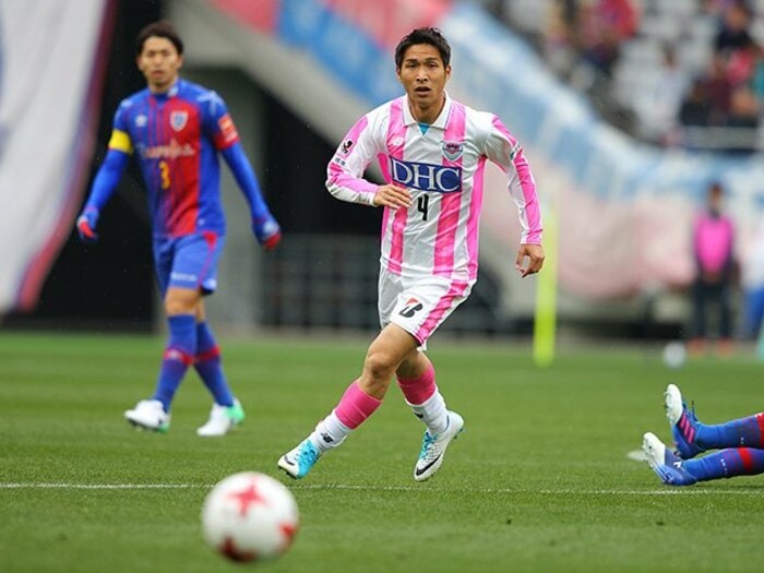「リオ以外何もなかった」昨季。原川力、自分も鳥栖も改革する。＜Number Web＞ photograph by J.LEAGUE PHOTOS