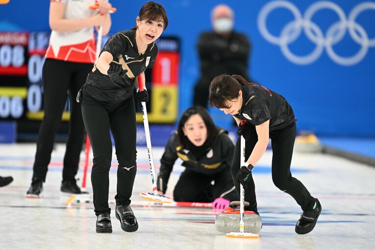 スイス戦でも躍動したロコ・ソラーレが誇る“クレイジースイーパーズ”　©Naoya Sanuki/JMPA