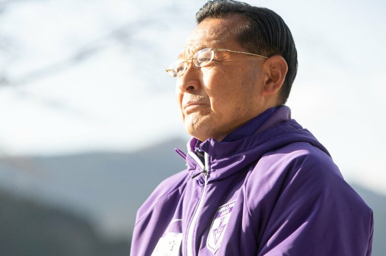大八木総監督はレース後、西山、其田ら駒大OBの健闘をたたえた　©Nanae Suzuki