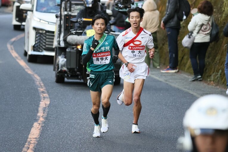 5区を区間新記録で走り、有終の美を飾った青学大の若林　©︎JMPA