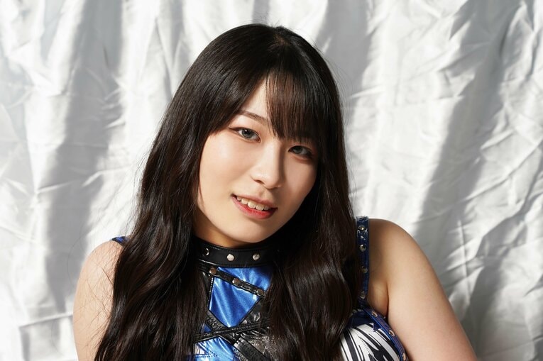 「もし双子じゃなかったら…」“スターダムの女子高生3姉妹”の末妹・妃南15歳に聞く「姉たちに伝えたいこと」《特別グラビア》(13)