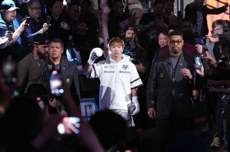 井上尚弥の入場　©Naoki Fukuda