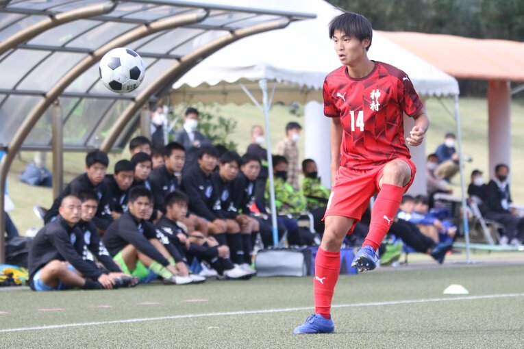 MF大迫塁（神村学園高等部1年）©Takahito Anto