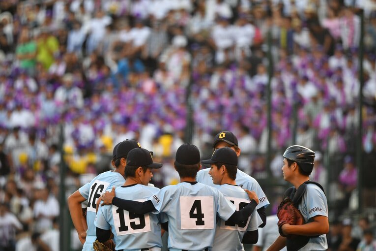 【コマ送りで見る】第100回大会、語り継がれる甲子園の名場面「９回無死満塁から２ランスクイズの決定的瞬間を振り返る　©Hideki Sugiyama