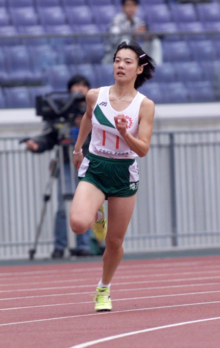 1998年10月の秋季国体、当時伊奈学園総合高等学校に在学中の信岡沙希重選手　©JIJI PRESS