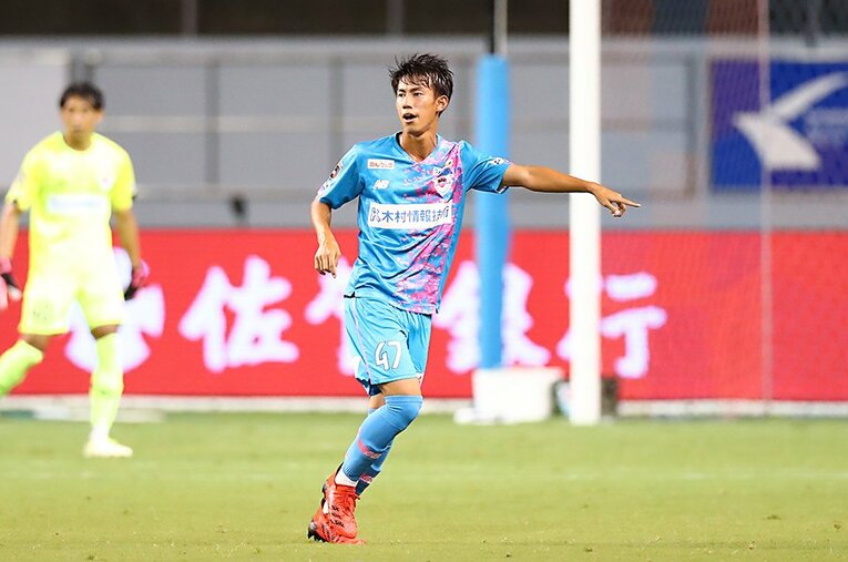 U-24代表合宿に参加したことで、現在地を把握できたというサガン鳥栖DF中野伸哉（18歳）。パリ五輪出場を目指して飛躍を誓った ／ photograph by J.LEAGUE