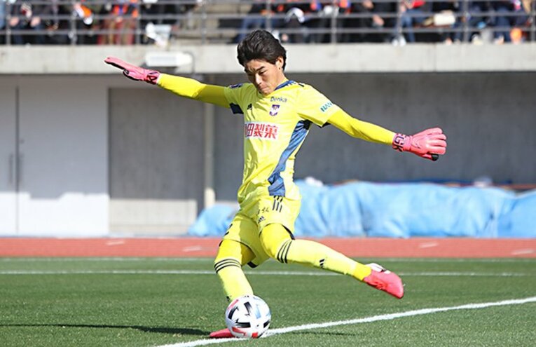 J2新潟移籍GK小島亨介が見せた質。大分での成長をJ1昇格、東京五輪に。(2)