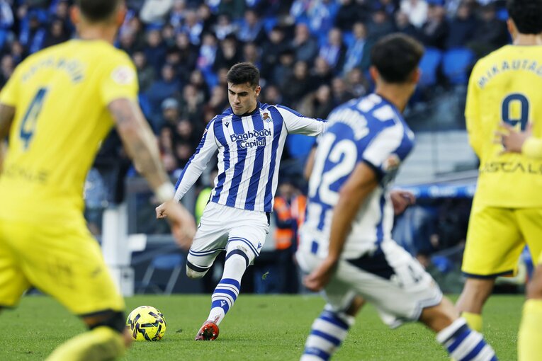 “スペインで不調続き”だった久保建英いよいよ復活か〈タケ…もっとできる。勝負して〉今季初アシストと“映像に残らない”ファンの後押し(11)