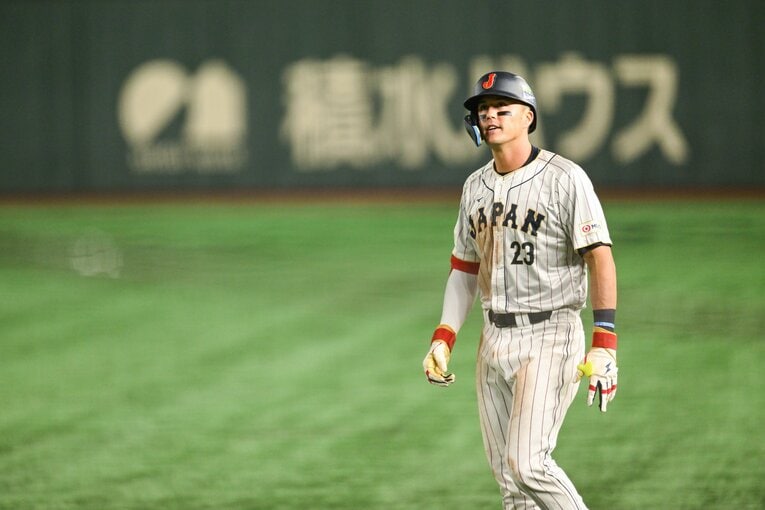 「まるで高校球児」©Nanae Suzuki