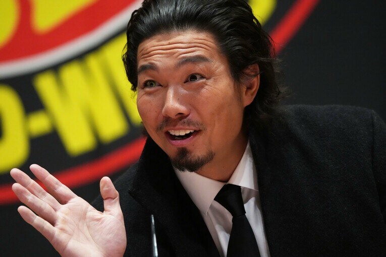 「異質な存在」のジェイク・リー　©Essei Hara