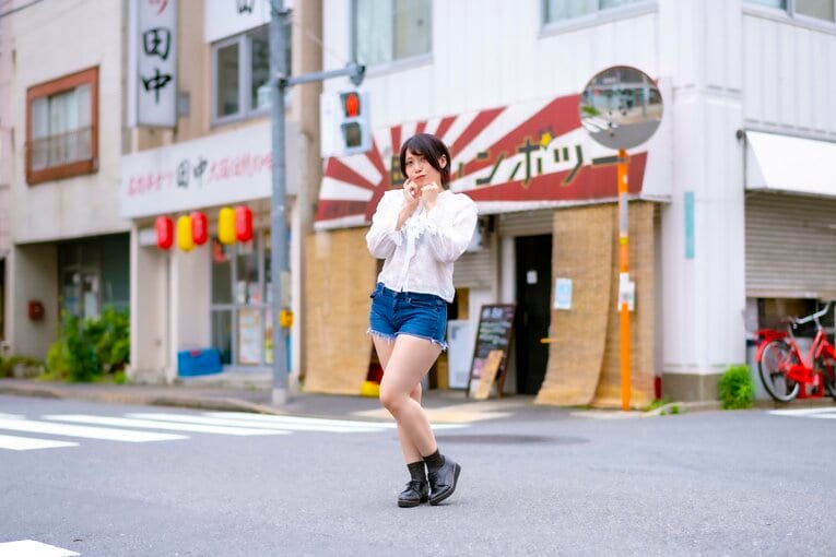 《特別グラビア》スターダム林下詩美が語る“女王ではない今”の自由さ…話題の“中野ぅたみ”も登場「かわぃぃことしかとりぇがなぃんですぅ」(49)