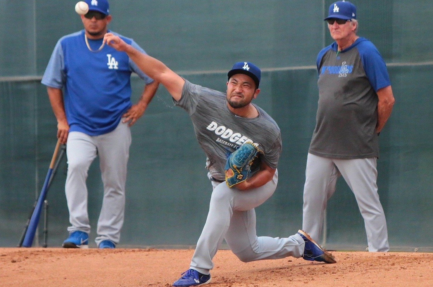 投球練習を行うドジャース時代の北方　©Tomo San　写真提供：北方悠誠