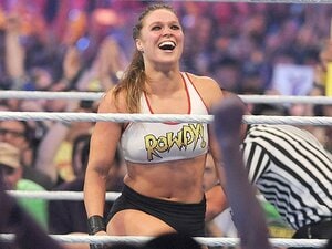 全米騒然の女子プロレスラー来日！ロンダ・ラウジー、WWEでの偉業。