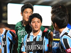 憲剛が「凄まじい」と驚く守備力。大島僚太が近づく“万能”の領域。