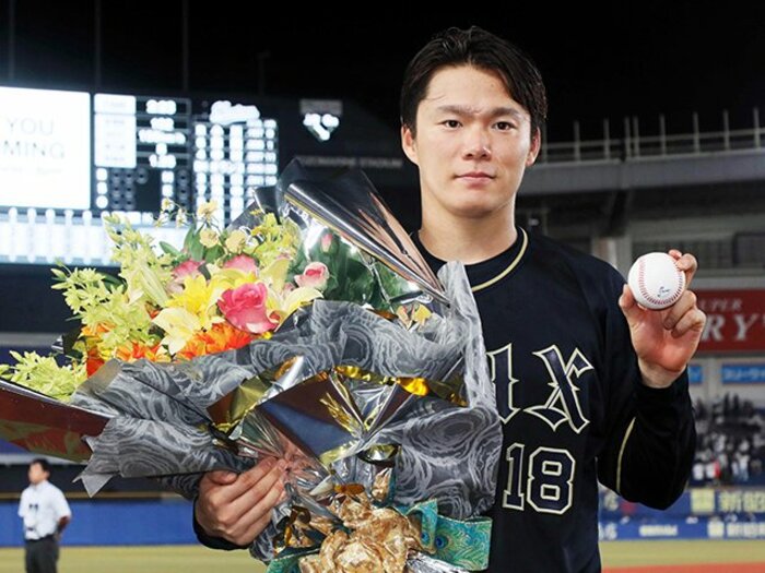 ヤンキースGMもニコニコの「山本由伸2年連続ノーノー」沢村栄治らとも一線を画す“超大記録”なワケ…夏以降は無双の“異常な数値”<Number Web> photograph by JIJI PRESS