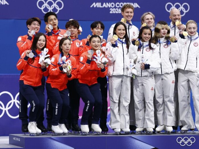 ずさんな表彰台→スケート靴の刃こぼれ「日本の抗議は当然だ」ミラノ五輪フィギュアで起きた“大問題”のナゼ…じつは浅田真央も直面した「ブレードの異変」＜Number Web＞ photograph by Sunao Noto／JMPA