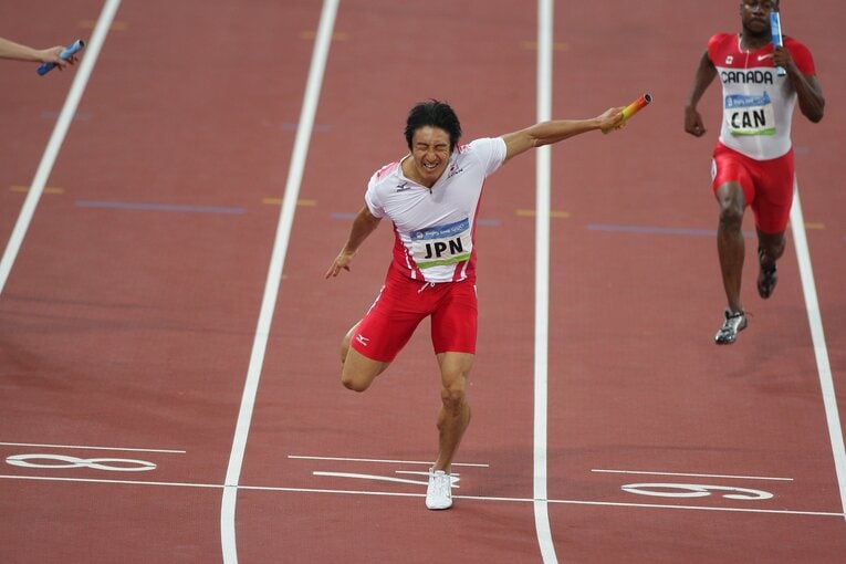 北京五輪のリレー決勝　©JMPA