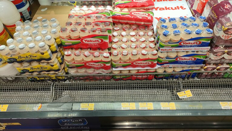 ヤクルトも売っていた　©Junsei Chida