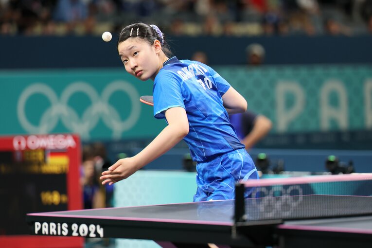 各国のエースが登場する2戦目、4戦目。日本は16歳張本美和が任されている ©JMPA