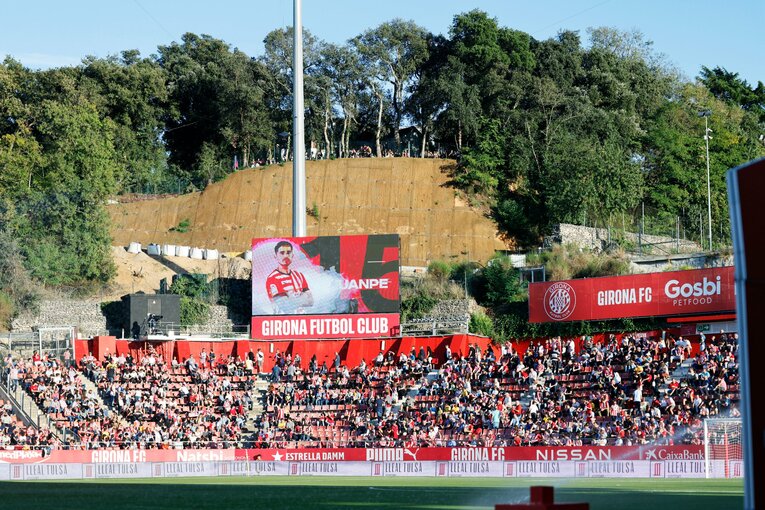 久保建英、ソシエダ同僚に「次は頼むよ」とウインク… カメラマンが収めた“1ゴール1アシスト＋余裕・信頼度アップの決定的瞬間”(7)