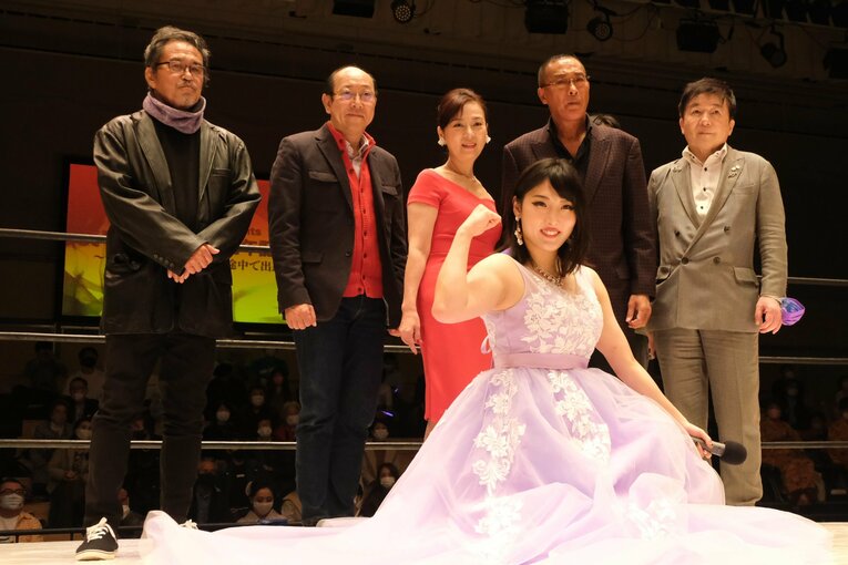 元引きこもりレスラー真琴が聖地・後楽園ホールで15周年大会「ほぼ満員なのに赤字」「強豪同期にフォール負け」でも手にした“ご褒美”(38)