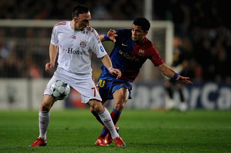 バルサ時代、リベリーとのマッチアップ　©Takuya Sugiyama