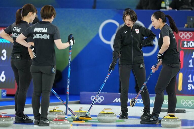 黒星発進となったスウェーデン戦　©Tsutomu Kishimoto/JMPA