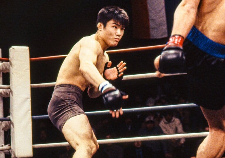 1998年11月、修斗でデビューした当時の五味隆典。当時は金髪ではなく黒髪だった