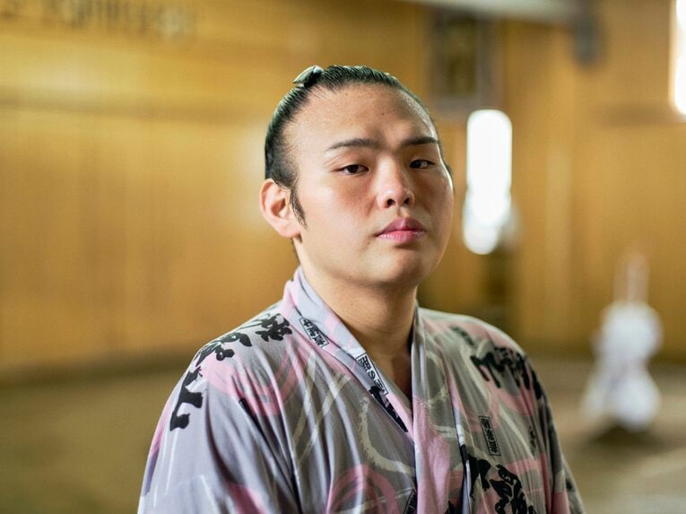 今年1月に常盤山親方から部屋を継承した湊川親方（元大関貴景勝）　©Yuki Suenaga