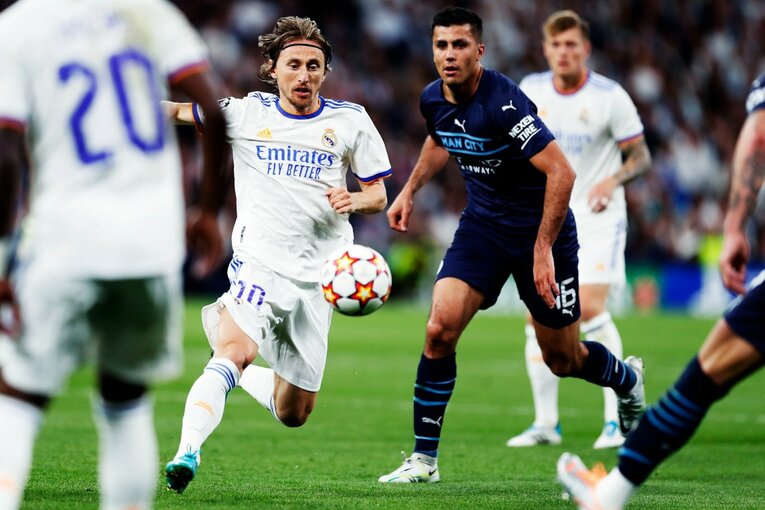 なぜレアル・マドリーは「CLで異常に勝負強い」のか “完璧だったはず”のマンCを逆転…カメラマンが震えた「伝統と成功体験の継承」(30)